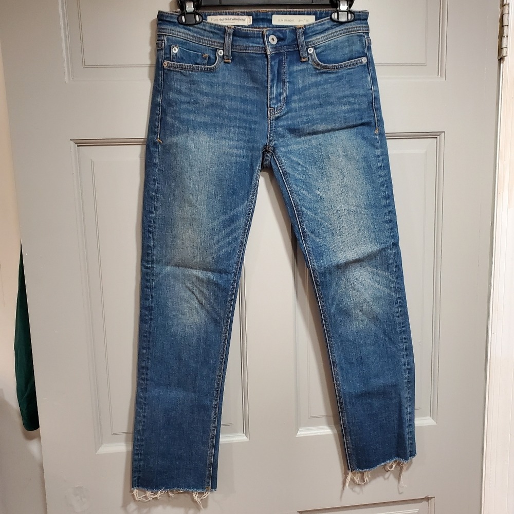 Pilcro Jeans Women Size 25 Slim Straight Medium Wash Distressed hem five pockets
